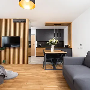 Inpoint G15 Near Old Town & Kazimierz District & Parking Option Апарт-отель