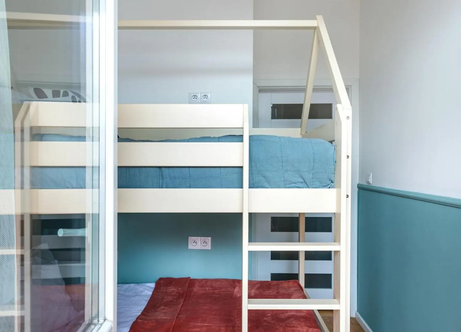Playroom Aparthotel クラクフ ポーランド